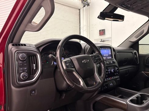 Used 2020 Chevrolet Silverado 1500 RST AWD/4WD image 3