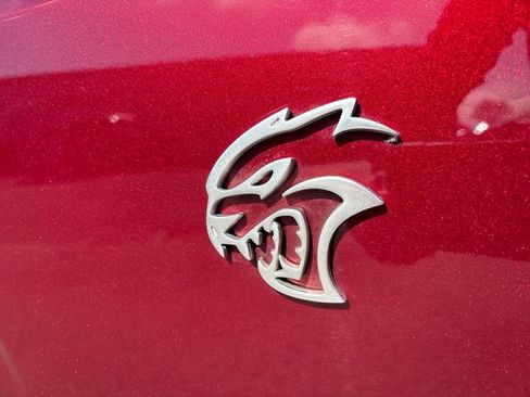 Used 2019 Dodge Challenger SRT Hellcat image 12