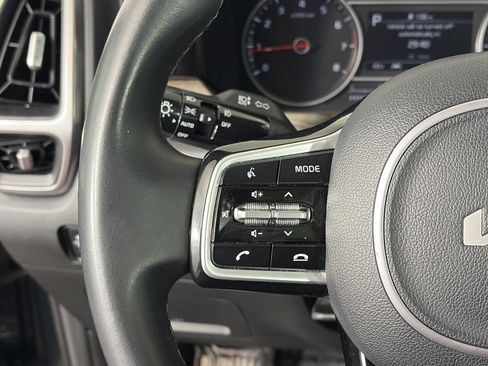 Certified 2022 Kia Sorento X-Line EX image 34