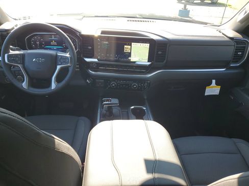 New 2026 Chevrolet Silverado 1500 RST w/ Redline Edition AWD/4WD image 11