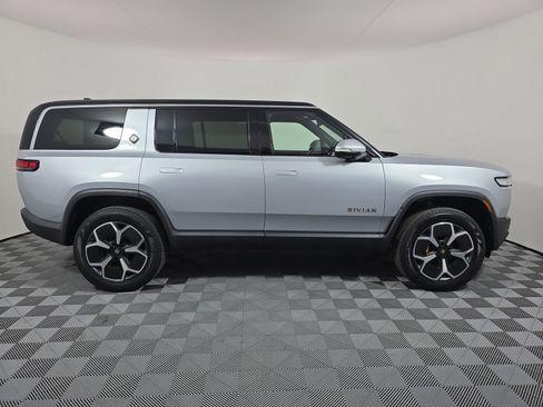 Used 2023 Rivian R1S Adventure AWD/4WD image 6