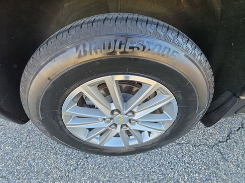 Used 2023 Chevrolet Traverse LT w/ LPO, Floor Liner Package AWD/4WD image 37