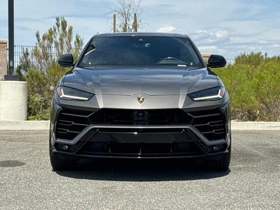 Used 2021 Lamborghini Urus