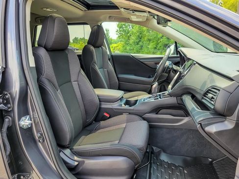 Used 2025 Subaru Outback Premium w/ Popular Package #1A AWD/4WD image 34