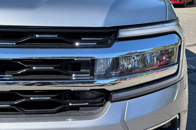 Used 2023 Ford Expedition Limited AWD/4WD image 54