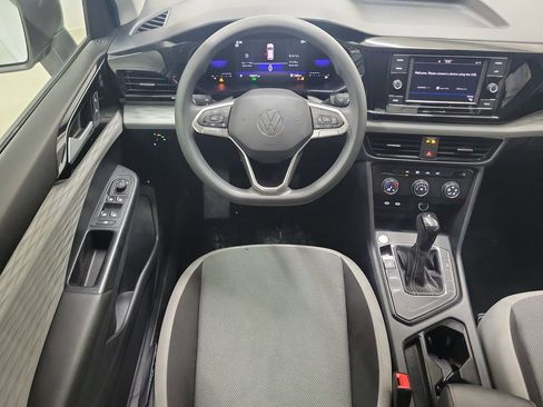 Used 2022 Volkswagen Taos S image 16