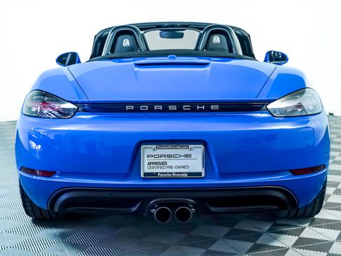 Used 2025 Porsche 718 Boxster image 10