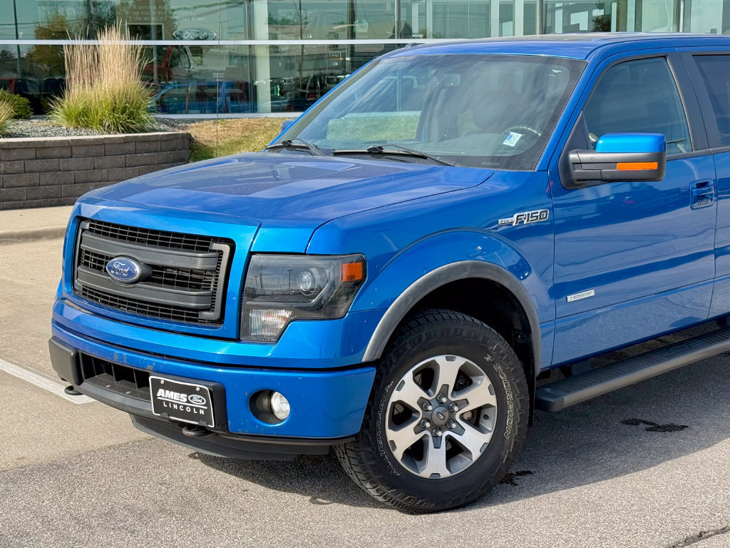 Used 2014 Ford F150 FX4 w/ Equipment Group 402A Luxury AWD/4WD image 2