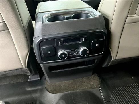 Used 2020 Ford Expedition Limited w/ Equipment Group 302A RWD image 12