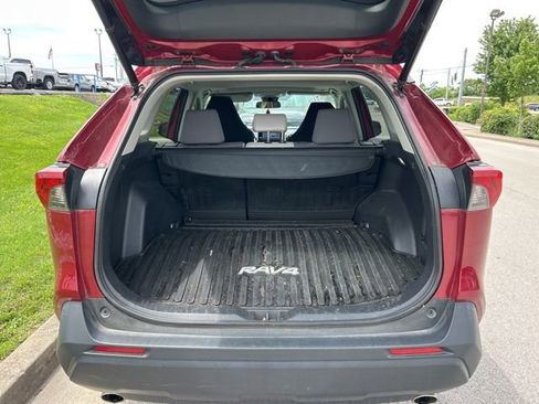 Used 2023 Toyota RAV4 XLE FWD image 12