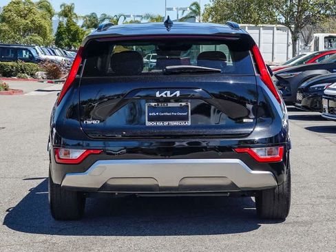 Certified 2023 Kia Niro EX Touring FWD image 5
