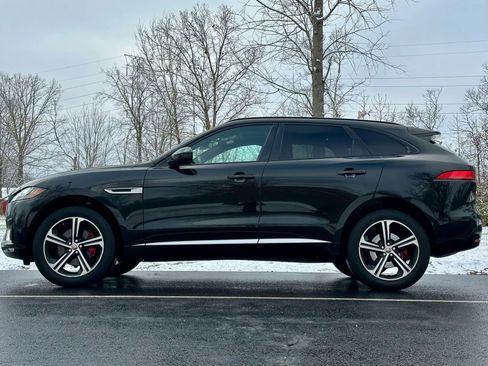 Used 2018 Jaguar F-PACE S image 8
