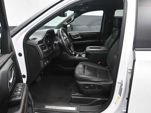 Used 2023 Chevrolet Suburban RST image 15