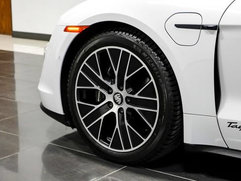 Used 2023 Porsche Taycan RWD image 52
