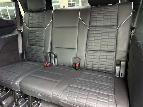 Used 2025 Cadillac Escalade V AWD/4WD image 16