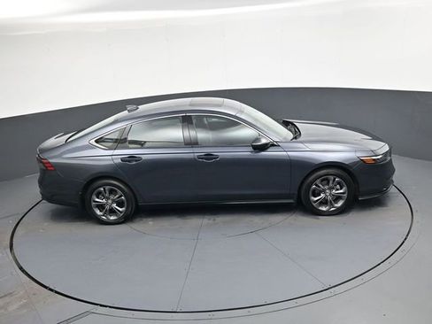 Used 2023 Honda Accord EX image 20