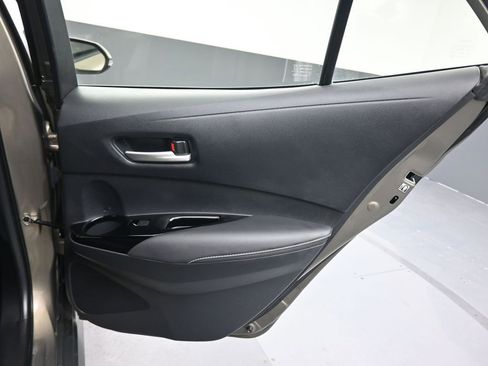 Used 2020 Toyota Corolla SE FWD image 33
