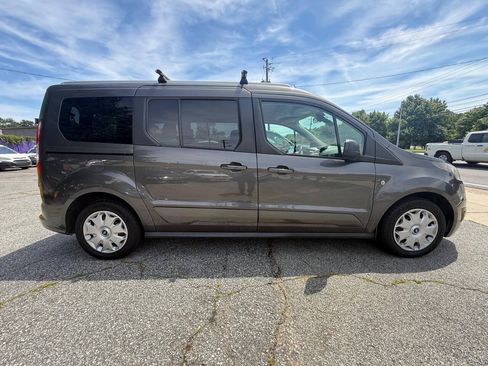 Used 2015 Ford Transit Connect XLT FWD image 2
