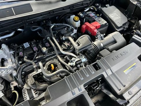 New 2026 Nissan Kicks SV w/ SV Premium Package image 31