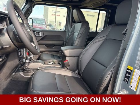 New 2026 Jeep Gladiator Sport image 12