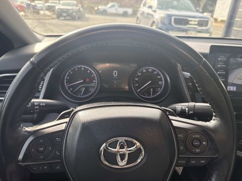 Used 2023 Toyota Camry SE w/ Cold Weather Package image 27