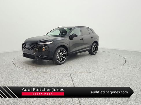 New 2026 Audi Q3 quattro 2.0T AWD/4WD image 1