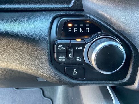 Used 2023 RAM 1500 Big Horn AWD/4WD image 12