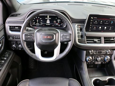 Used 2023 GMC Yukon SLT image 28