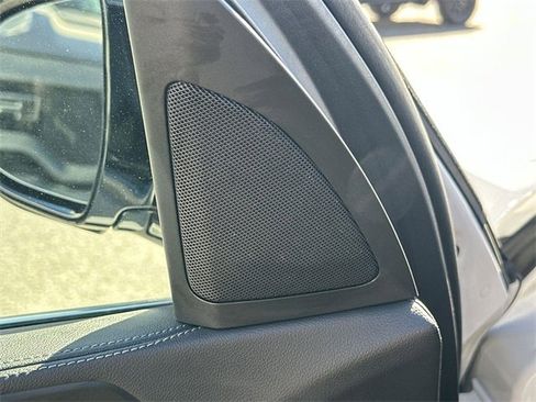 Used 2023 BMW X5 xDrive40i w/ Premium Package image 24