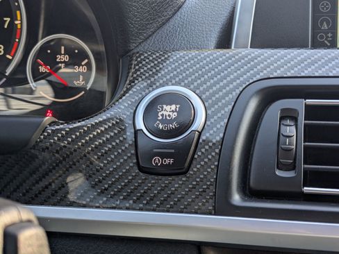 Used 2013 BMW M6 Convertible image 16