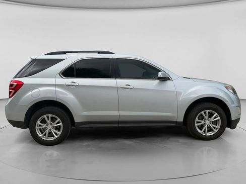 Used 2017 Chevrolet Equinox LT w/ Convenience Package FWD image 6