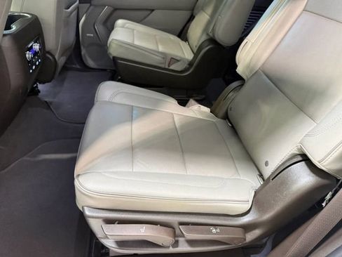 Used 2021 GMC Yukon SLT w/ SLT Luxury Plus Package AWD/4WD image 25