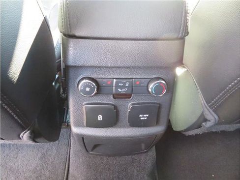 Used 2018 Ford Explorer Limited AWD/4WD image 10