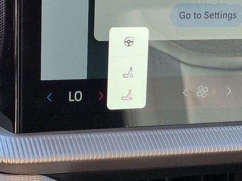 New 2026 Ford Explorer Active w/ Active Comfort Package image 28