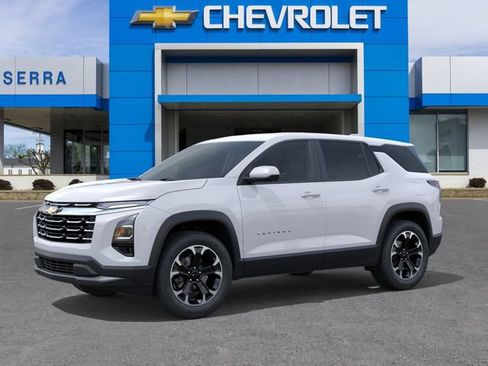New 2026 Chevrolet Equinox LT w/ Convenience Package II AWD/4WD image 2