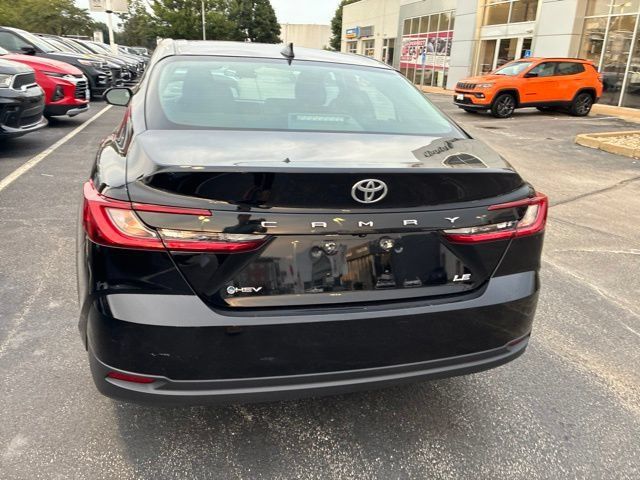 Used 2025 Toyota Camry LE FWD image 17
