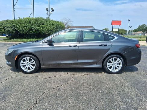 Used 2016 Chrysler 200 Limited FWD image 5