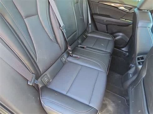 Used 2023 Buick Envision Essence image 19