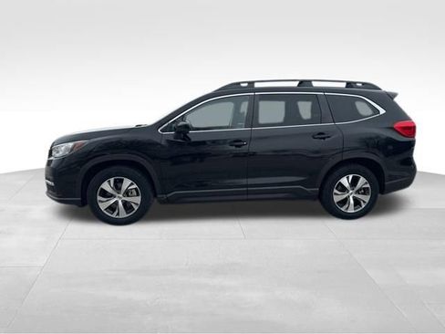 Used 2021 Subaru Ascent Premium w/ Convenience Package image 3