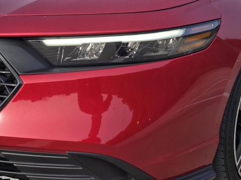 Certified 2023 Honda Accord Sport image 27