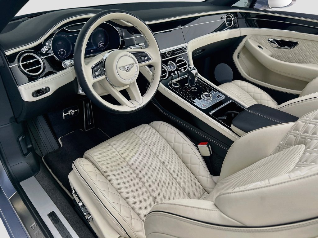 Used 2022 Bentley Continental GT AWD/4WD image 24