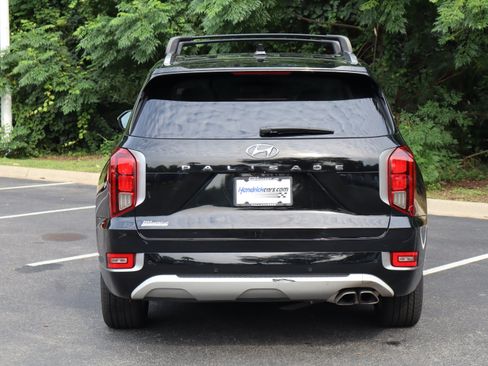 Used 2022 Hyundai Palisade Limited FWD image 8