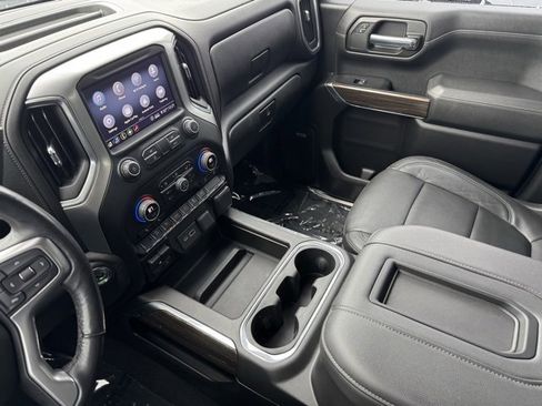 Used 2020 Chevrolet Silverado 1500 LT Trail Boss image 15