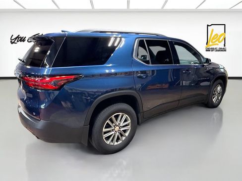 Used 2023 Chevrolet Traverse LT w/ Rear Camera Mirror Package AWD/4WD image 5