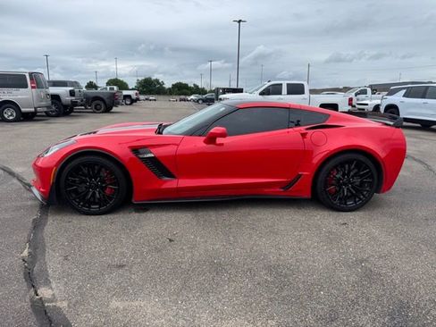 Used 2016 Chevrolet Corvette Z06 w/ 3LZ Preferred Equipment Group RWD image 4