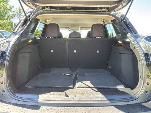 Certified 2025 Nissan Kicks SV AWD/4WD image 21