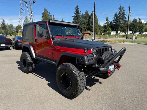 Used 1999 Jeep Wrangler Sport AWD/4WD image 3