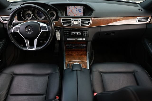 Used 2014 Mercedes-Benz E 350 4MATIC Wagon image 2
