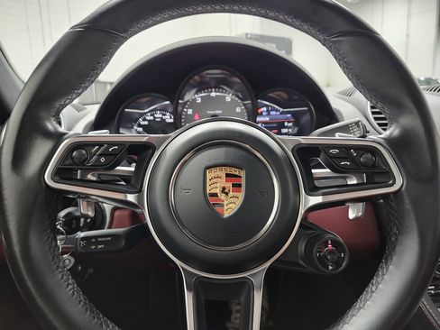 Used 2017 Porsche 718 Cayman S RWD image 26