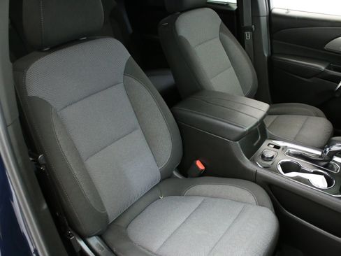 Certified 2023 Chevrolet Traverse LT w/ LPO, Floor Liner Package AWD/4WD image 29